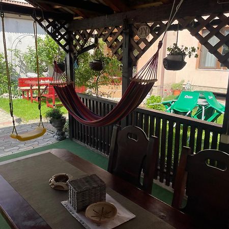 Appartement Casa Nicoladis à Zărneşti Extérieur photo