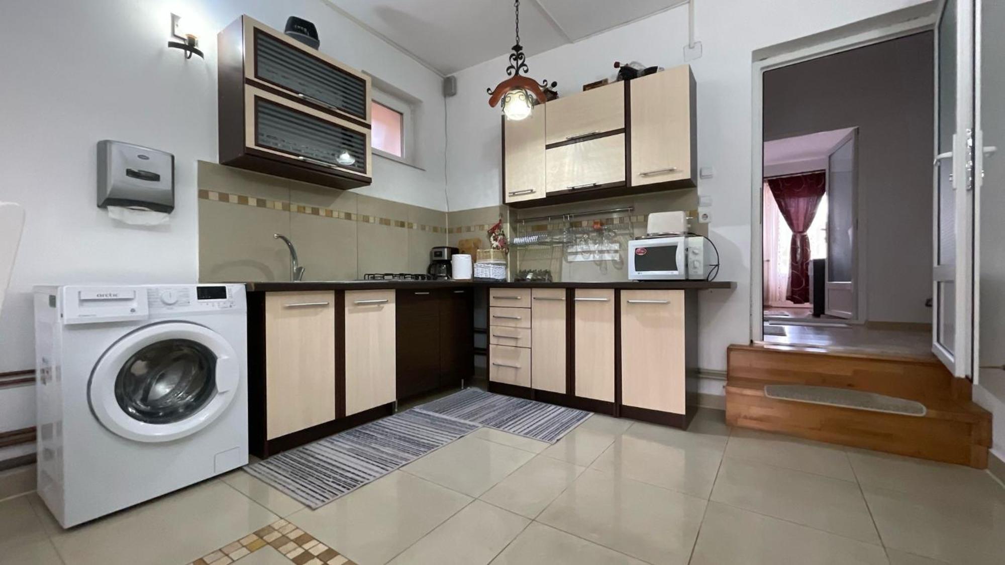 Appartement Casa Nicoladis à Zărneşti Extérieur photo