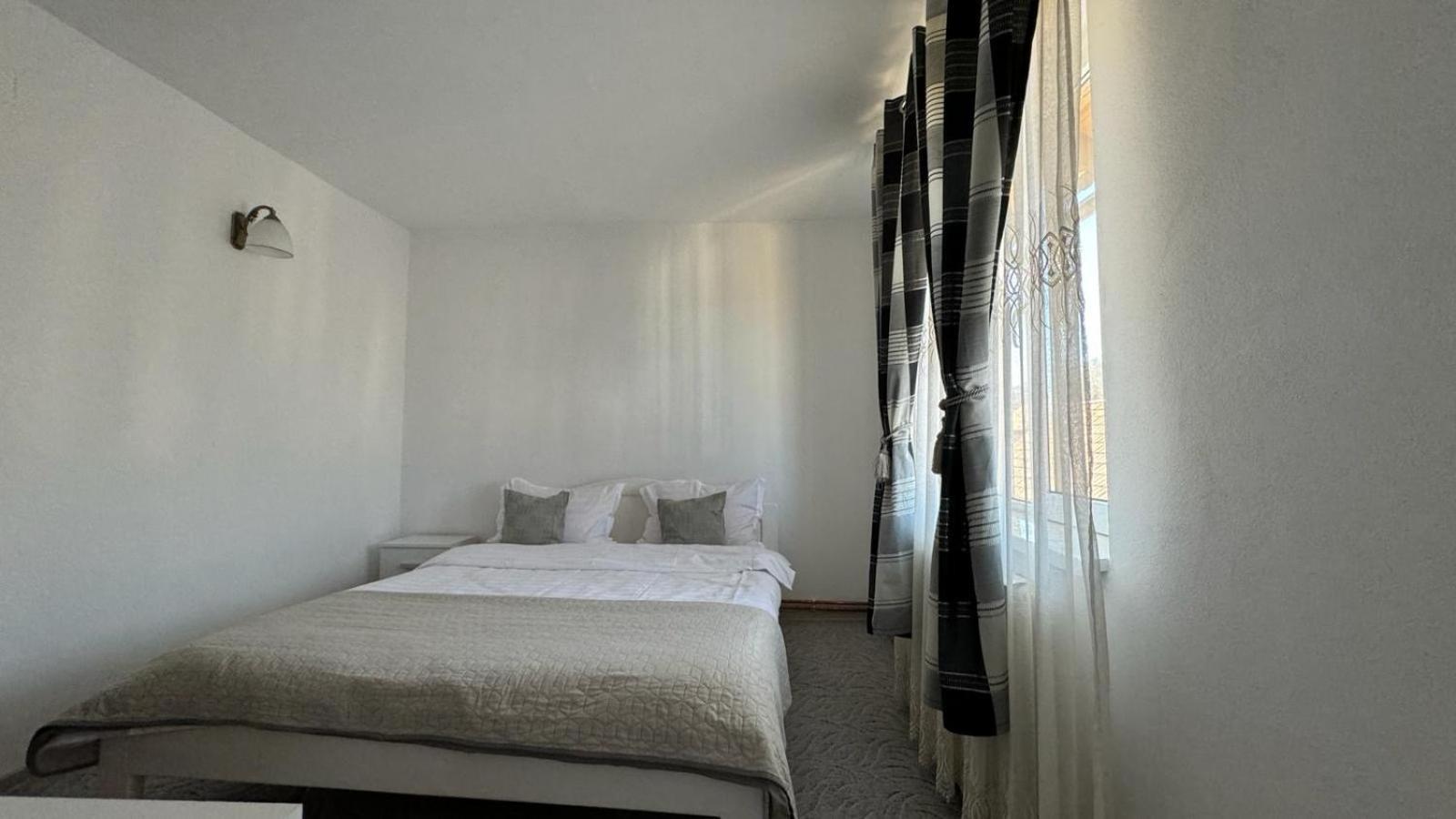 Appartement Casa Nicoladis à Zărneşti Extérieur photo