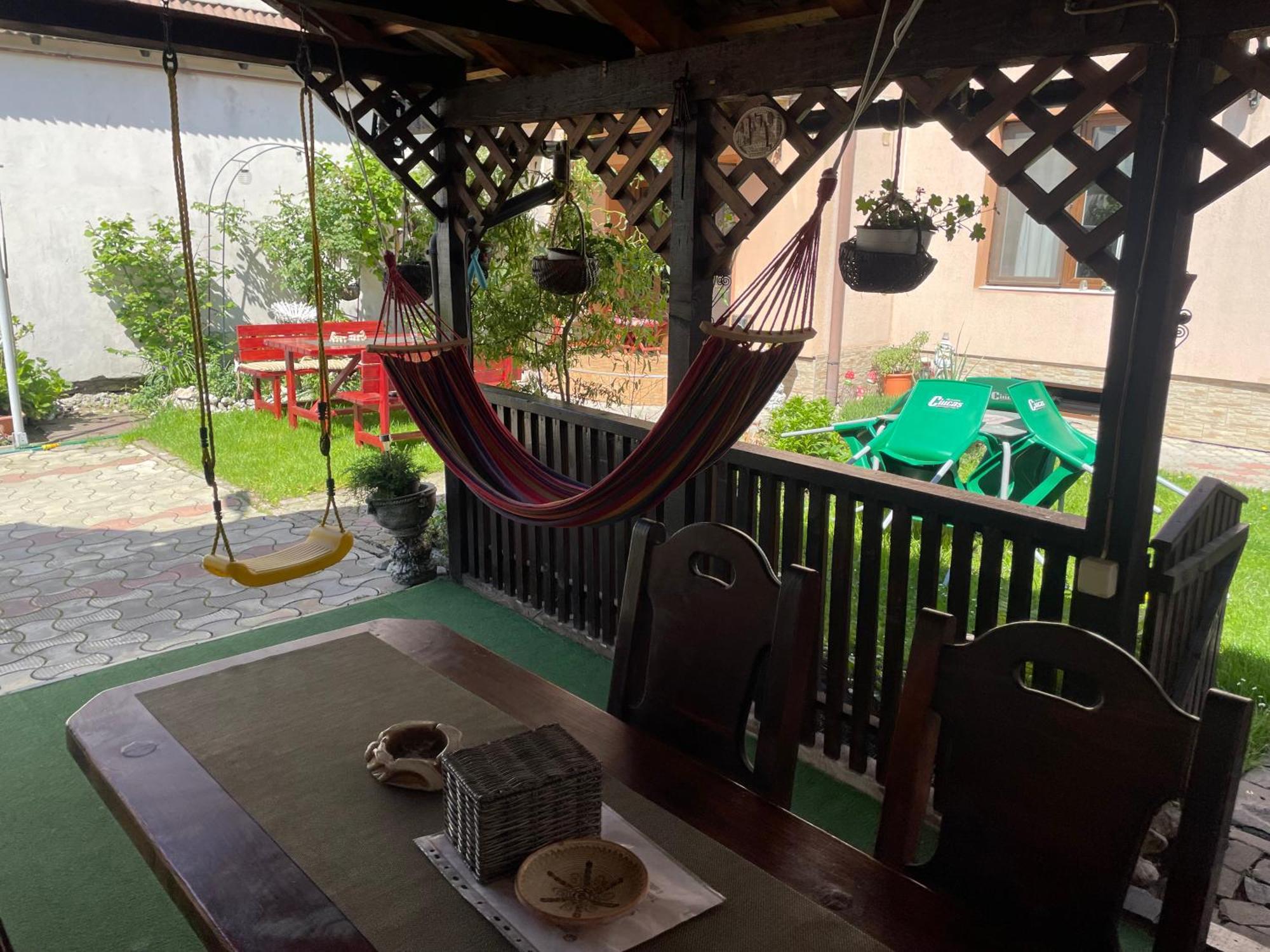 Appartement Casa Nicoladis à Zărneşti Extérieur photo